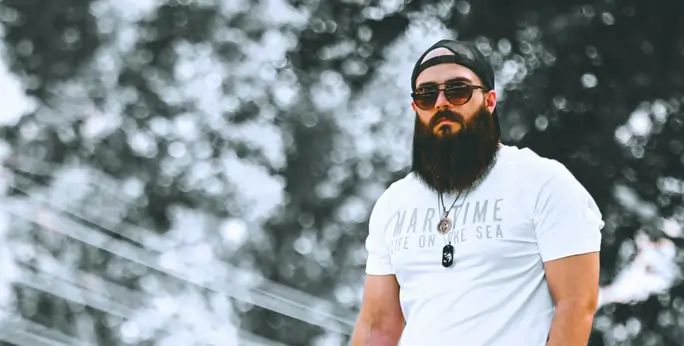 Routine barbe hiver : comment protéger ta barbe du froid, du vent et du chauffage